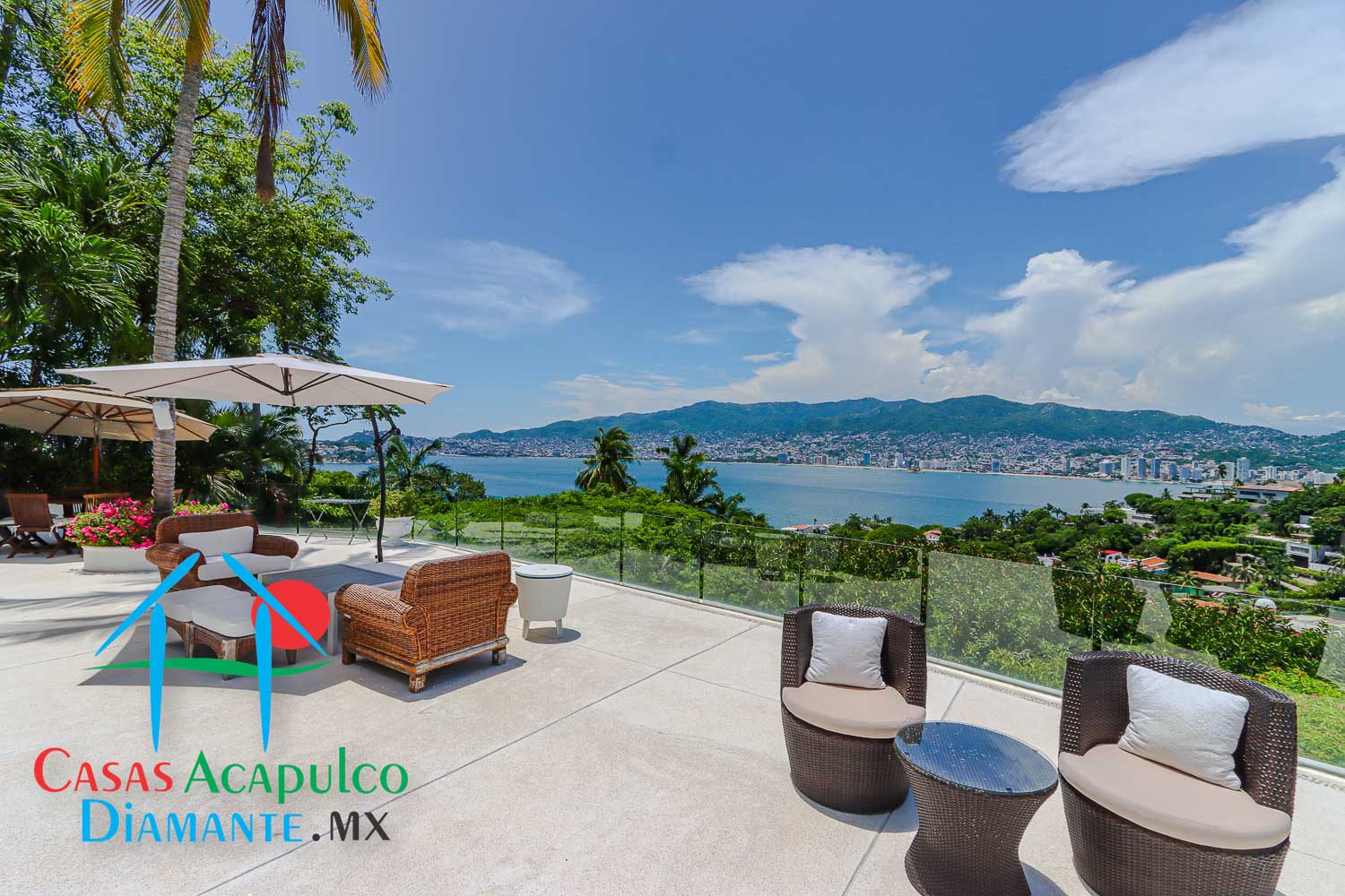 Villa Melgar - Terraza con alberca y asoleadero 6